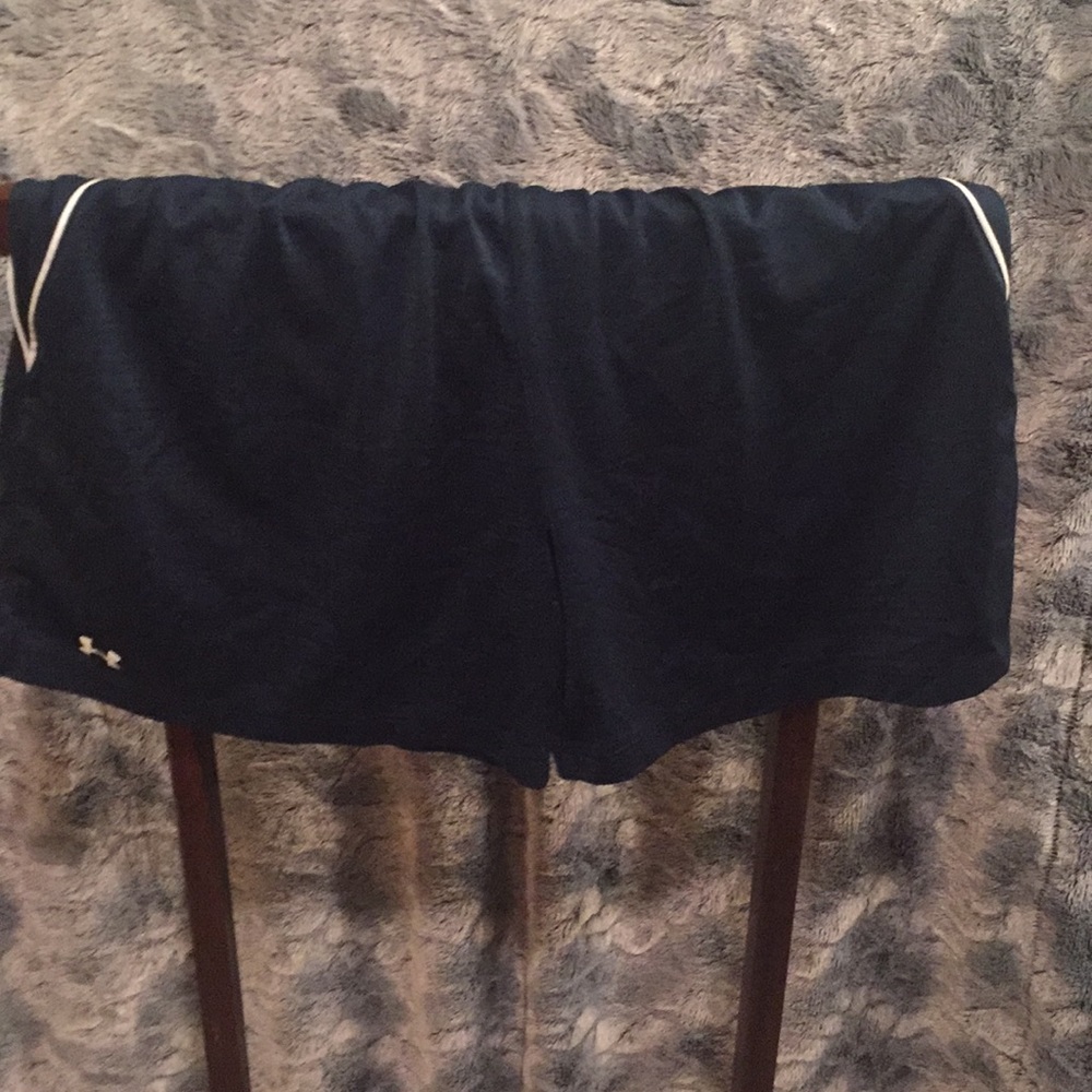 Ladies SZ medium under armour running shorts navy